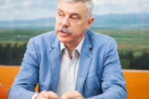  Preşedintele CJ Covasna, OBLIGAT definitiv de instanţă să îndepărteze drapelul Ungariei şi steagul secuiesc din sala de şedinţe a instituţiei