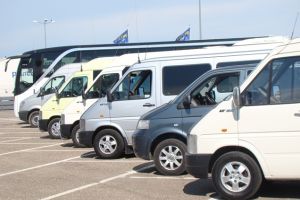 Transportatorii, în grevă generală. Cursele interjudeţene şi interurbane pe căi rutiere, suspendate, astăzi