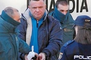 SCANDAL în lumea INTERLOPĂ. SOȚIA unui temut mafiot „a fugit” cu un alt BĂRBAT - Foto în articol
