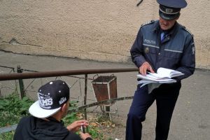 Poliţiştii băcăuani, la vânătoare de chiulangii