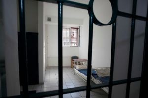 Tanar condamnat cu executare pentru infractiuni rutiere si contrabanda, in Timis