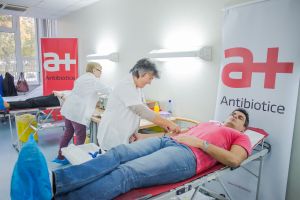 Angajaţii Antibiotice au donat sânge!