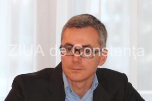 Razboiul pe justitie continua: Stelian Ion (USR) - Tudorel Toader a promovat o ordonanta de urgenta prin care incalca recomandarea Comisiei de la Venetia!“ 