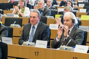 Hunedoreanul Iuliu Winkler va conduce delegaţia PE la Forumul G20