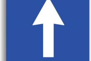 Începând de luni se instituie sens unic de circulaţie pe strada Fânului
