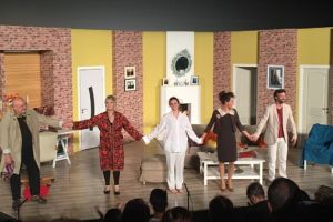 Concurs: Tion te trimite la piesa „Un barbat pentru Sara”!