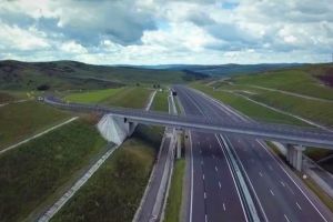 Licitaţia pentru realizarea unei AUTOSTRĂZI importante din România va fi lansată