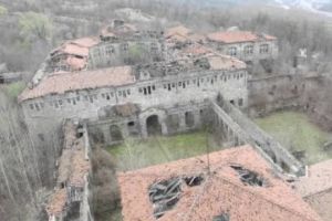 Suveranii României, aproape să fie ASASINAȚI. Povestea contelui ungur care a PLĂNUIT CRIMA, văzută de un reporter