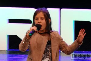 Festivalul „Stea printre Stele” este în plină desfăşurare