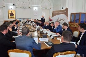 Reuniţi la Oradea, primarii de municipii cer Guvernului să lase în plan local 66% din impozitul pe venit colectat
