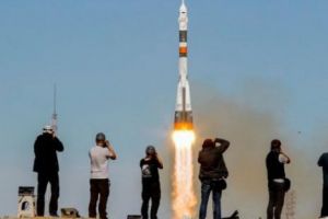 Mister total: Aterizare de urgenţă pentru cei DOI ASTRONAUŢI după eşecul rachetei Soyuz-FG. Există SUSPICIUNI de SABOTAJ. Foto în articol