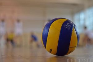 Volei feminin: CSU Oradea joacă din nou pe teren propriu, sâmbătă, cu CSM Târgu Mureş