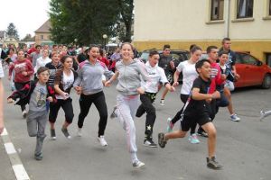 Se fac înscrieri la cursurile de atletism