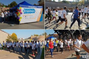 FOTO, VIDEO: ”UAB’s Erasmus Race”: Circa 100 de elevi şi studenţi, inclusiv cei străini, aleargă în Cetatea Alba Carolina