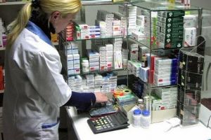 ALERTĂ! ZECI DE MII de produse, RETRASE din farmacii. GREȘEALA care putea să aibă EFECTE DRAMATICE printre femei