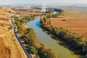 FOTO, VIDEO. Lucrările pe DJ 107 A Pîclişa – Vurpăr, alternativă pentru DN1 (Alba Iulia – Sebeş), au intrat pe ultima sută de metri. Când va fi deschis tronsonul