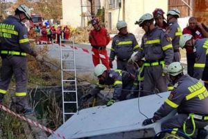 Scenariul unei catastrofe, Ziua I