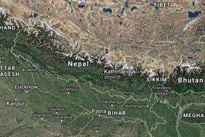 Cel putin sapte cataratori au fost ucisi de o furtuna violenta care le-a distrus tabara din muntii Himalaya 