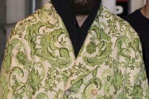 GUCCI A SCANDALIZAT OAMENII COPIIND IDEEA LUI RICK OWENS