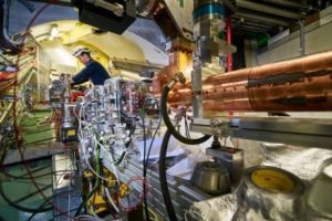 AWAKE – acceleratorul cu plasmă pentru studiul Universului şi medicină. Clubul de ȘTIINȚĂ