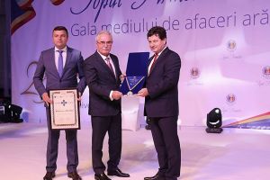 Preşedintele Camerei de Comerţ Arad a primit cea mai înaltă distincţie acordată cu ocazia Centenarului.