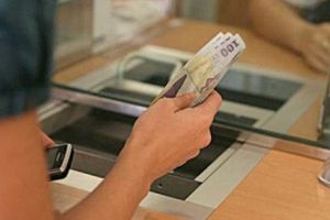 Pentru TINERI – Împrumuţi bani de la bancă, statul suportă dobânda