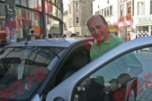 Traian Băsescu este ÎN AL NOUĂLEA CER! Eveniment mare în familia fostului preşedinte