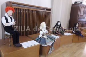 Papusile simbolice ale artistului plastic  Elena Orbocea ne invata iubirea si dragostea intre oameni si intre popoare“ (galerie foto)