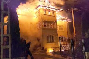 ACUM! Incendiu în centrul Piteştiului
