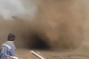 Ce inhalează minerii de la Cariera Roşiuţa la cea mai mică bătaie de vânt: Cantităţi mari de praf de cărbune şi steril