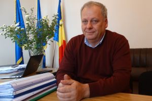 Investiţii în asfalt şi şcoli la Măgura