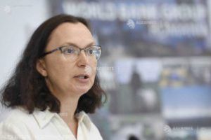Banca Mondială: România riscă să condamne generaţiile viitoare la sărăcie, dacă nu investeşte în capital uman