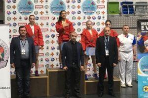 Daniela Mihaela Chiss, de la CS Farul Constanta, campioana mondiala la Sambo 
