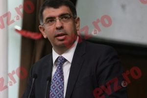 Robert Cazanciuc, preşedintele Comisiei juridice din Senat îl atacă DUR pe procurorul general Augustin Lazăr. „Face declaraţii politice”