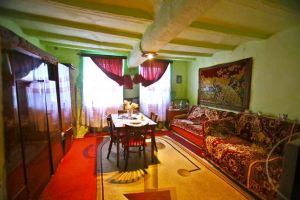 Comorile ascunse ale Timisului – traseu pentru turisti cu case de lut si biserici din lemn