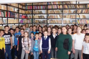 Elevii Scolii  Grigore Moisil Navodari, judetul Constanta, donatie pentru biblioteca Școlii Dorobantu, judetul Tulcea (galerie foto)