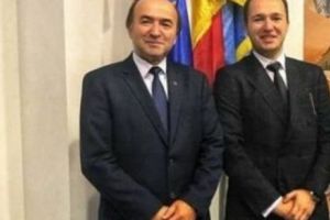 Fiul lui Tudorel Toader îşi face tatăl de râs! Ministrul Justiţiei uluit
