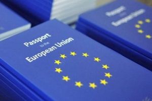 Tarile UE care acorda cetatenie sau drept de rezidenta pe bani