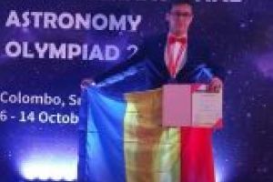 Un elev român a câştigat aurul la Olimpiada de Astronomie din Sri Lanka