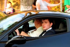 Victoraş cu urmaş: Năzdrăvanul Victor Micula a devenit tătic de fetiţă