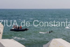 Interventie pe plaja Modern din Constanta! O persoana, in pericol de inec