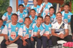 Copiii care au scăpat din peştera Tham Luang Nang Non, INVITAȚI la NBC. Puştii s-au întâlnit cu un SUPERSTAR al fotbalului