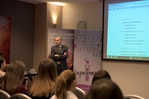 iXperiment: Liceenii orădeni, invitaţi să înveţe cum să facă afaceri