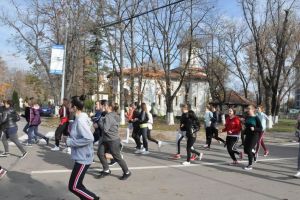 Direcţiile Judeţene pentru Sport şi Tineret din Neamţ şi Harghita vă invită la crosul CENTENARUL UNIRII