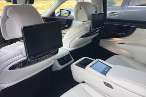 Lexus vine la Timisoara!