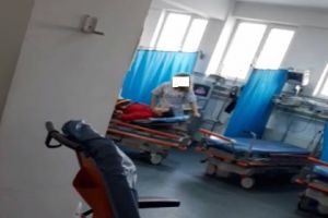 ”Pedichiurista” lui Rotaru, declaraţii de pe patul de spital: Când mă întorc la serviciu, sper să nu-l mai găsesc acolo! Ce spun medicii despre starea de sănătate a femeii
