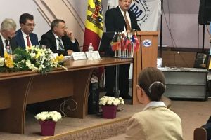 Discurs despre globalizare, susţinut de prorectorul Morega la Chişinău