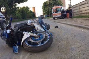Motociclist fara permis decedat in urma unui accident de circulatie, la Carpinis