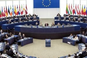 Cine sunt greii care candidează pentru Parlamentul European! Ofertele partidelor
