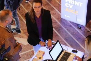 Azomureş şi Euro Narcis, în căutare de talente la Târgul de Cariere